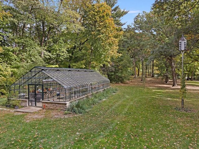 1850 N Mulford Road, Rockford, IL 61107