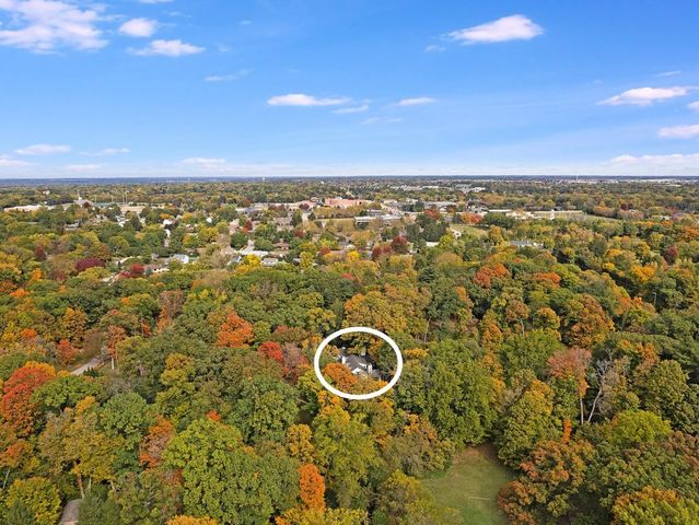 1850 N Mulford Road, Rockford, IL 61107