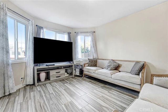 1782 1782 w 36th pl, Los Angeles, CA 90018