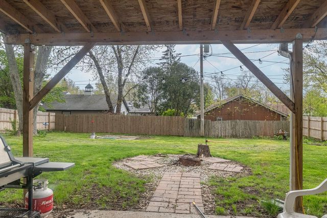 12437 41st AVENUE, Pleasant Prairie, WI 53158