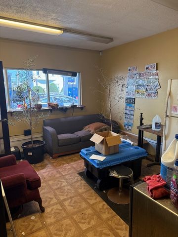 474 Ferry St, Everett, MA 02149