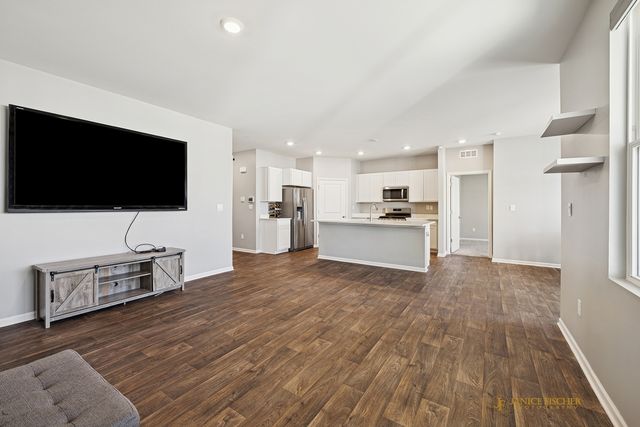 6418 Aspen Lane, Wonder Lake, IL 60097