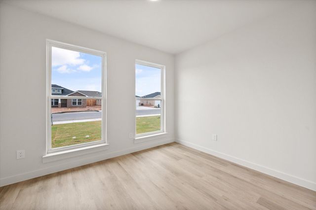 512 E 24th Street, Wolfforth, TX 79382