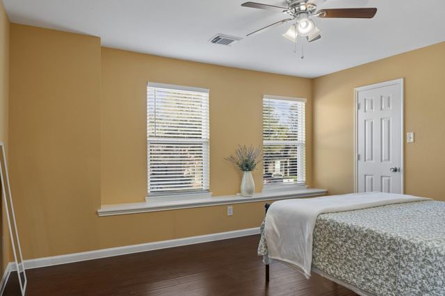 16122 Taloncrest Drive, Houston, TX 77083