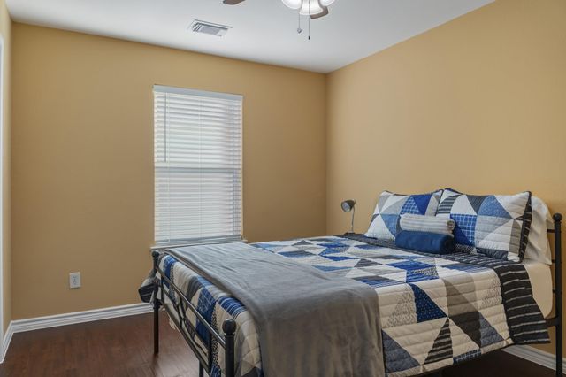 16122 Taloncrest Drive, Houston, TX 77083