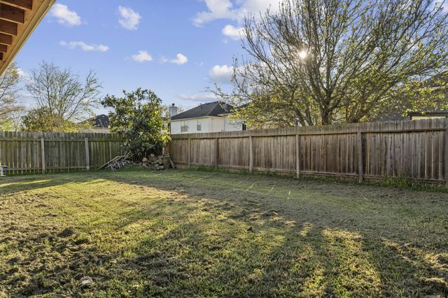 16122 Taloncrest Drive, Houston, TX 77083