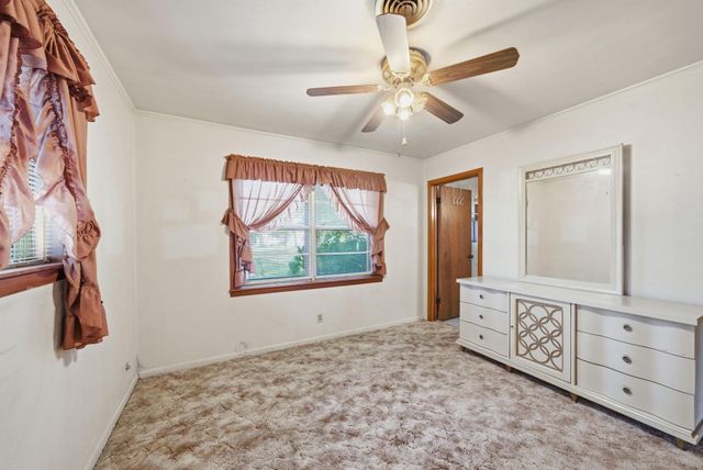 211 Frances Street, Cleveland, TX 77328