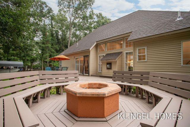 3651 Windemere Court, Muskegon, MI 49441