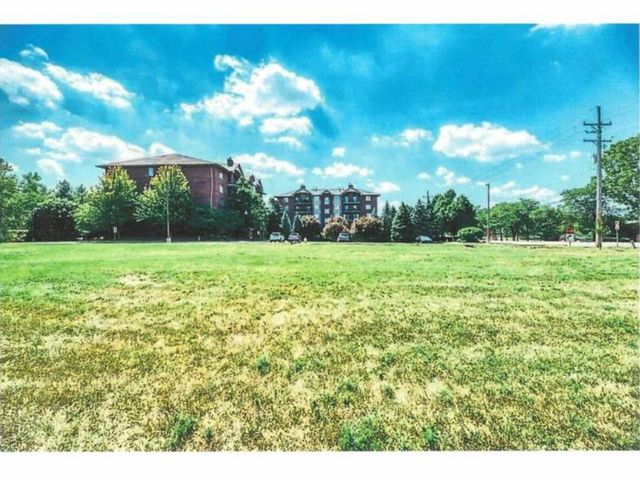 6635 S Cass Avenue, Westmont, IL 60559