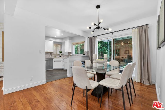 4563 Finley Avenue 3, Los Angeles, CA 90027