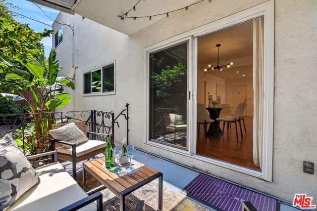 4563 Finley Avenue 3, Los Angeles, CA 90027