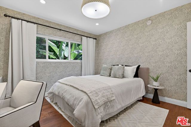 4563 Finley Avenue 3, Los Angeles, CA 90027