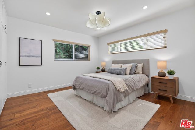 4563 Finley Avenue 3, Los Angeles, CA 90027