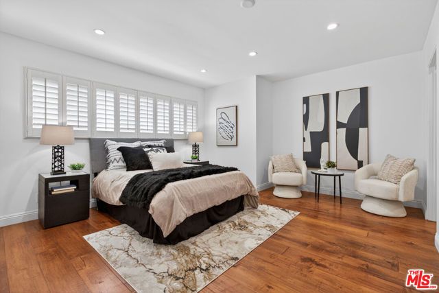 4563 Finley Avenue 3, Los Angeles, CA 90027