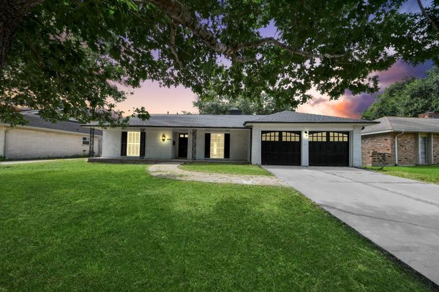 11618 Hillcroft Avenue, Houston, TX 77035