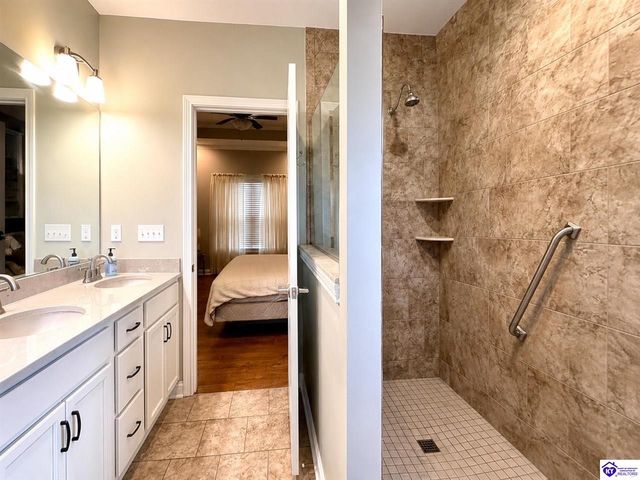 237 B Harmony Way, Elizabethtown, KY 42701