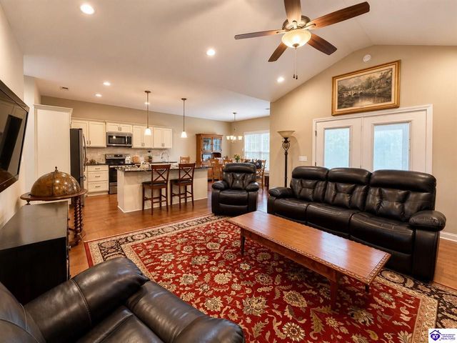 237 B Harmony Way, Elizabethtown, KY 42701