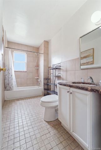 8632 Smart Street, Detroit, MI 48210