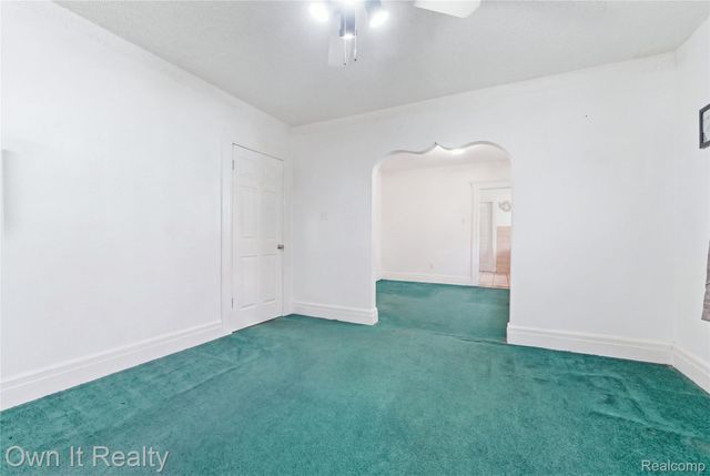 8632 Smart Street, Detroit, MI 48210