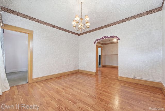 8632 Smart Street, Detroit, MI 48210