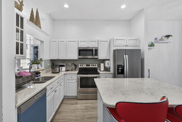 765 Lake Wellington Drive, Wellington, FL 33414