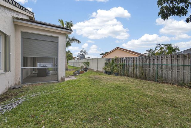 765 Lake Wellington Drive, Wellington, FL 33414