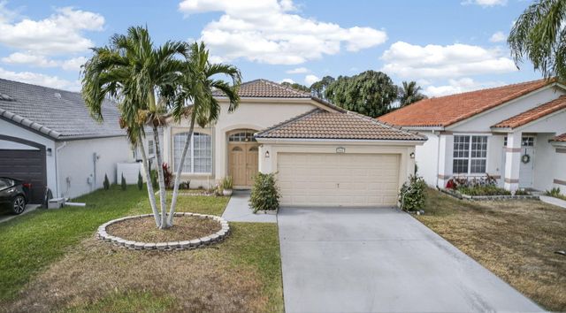 765 Lake Wellington Drive, Wellington, FL 33414