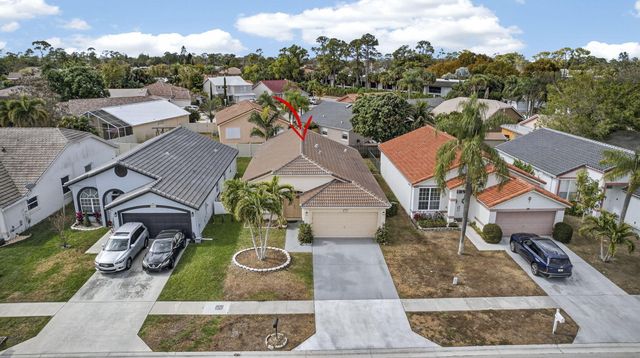 765 Lake Wellington Drive, Wellington, FL 33414