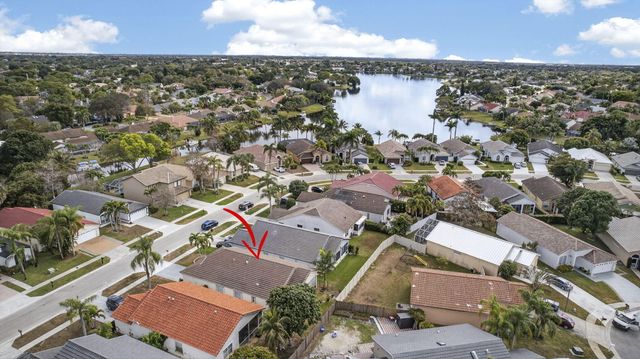 765 Lake Wellington Drive, Wellington, FL 33414
