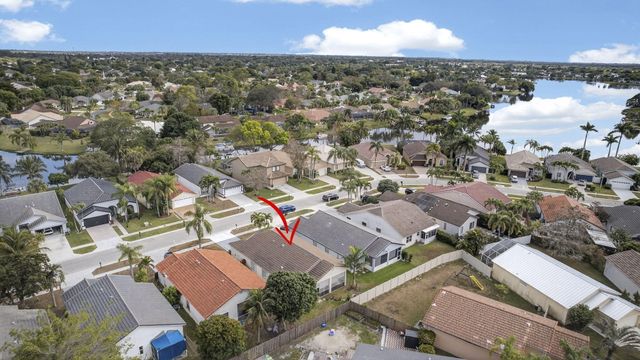 765 Lake Wellington Drive, Wellington, FL 33414