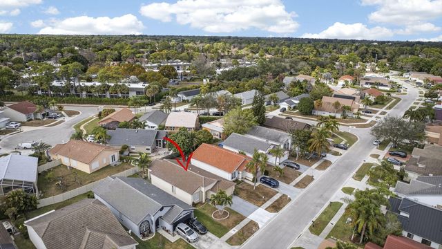 765 Lake Wellington Drive, Wellington, FL 33414