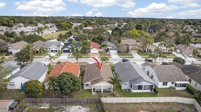 765 Lake Wellington Drive, Wellington, FL 33414