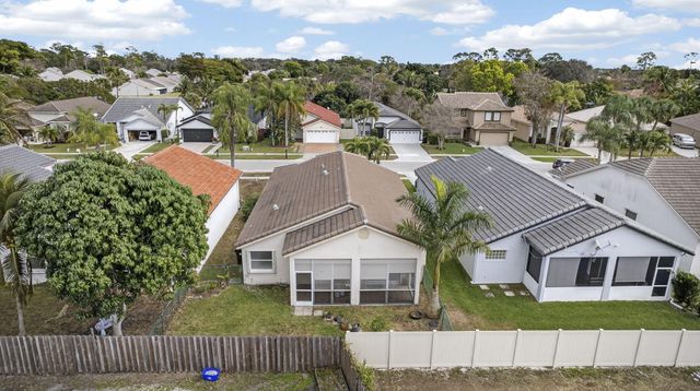 765 Lake Wellington Drive, Wellington, FL 33414