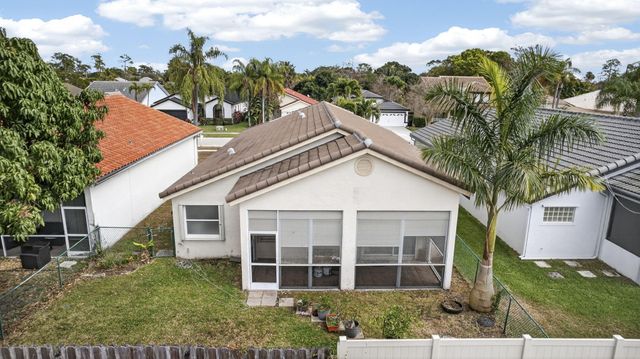 765 Lake Wellington Drive, Wellington, FL 33414