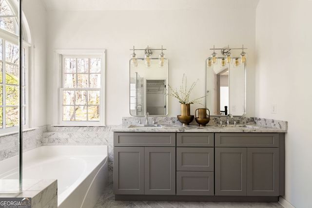 7606 Watson Kaye, Stone Mountain, GA 30087