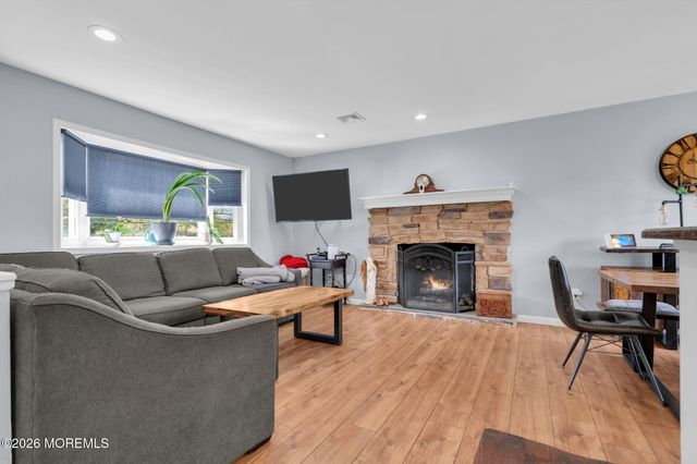 131 Manhattan Street, Jackson, NJ 08527