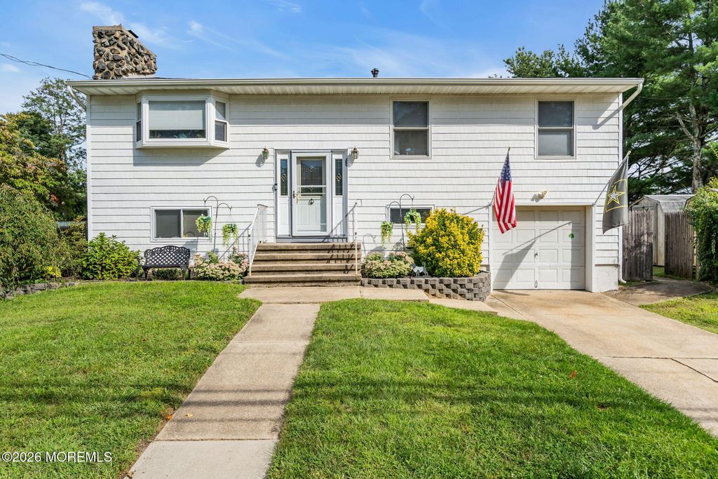 131 Manhattan Street, Jackson, NJ 08527