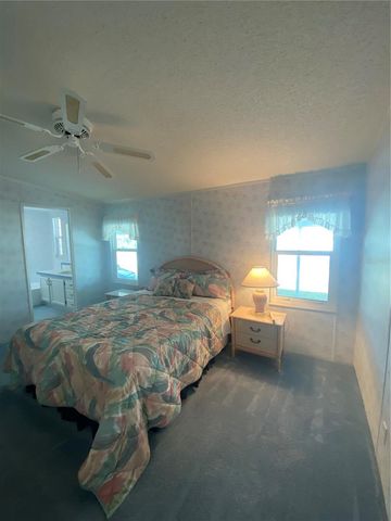 36722 STRAND DR, Zephyrhills, FL 33542