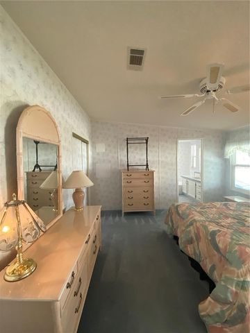 36722 STRAND DR, Zephyrhills, FL 33542