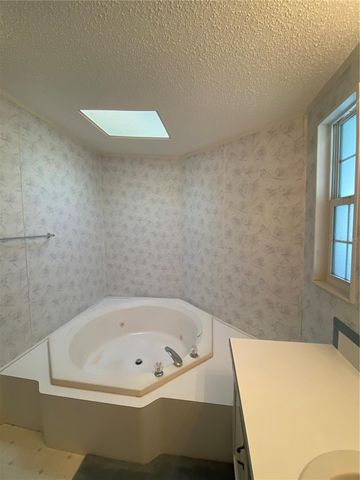 36722 STRAND DR, Zephyrhills, FL 33542