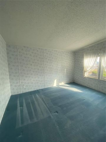 36722 STRAND DR, Zephyrhills, FL 33542