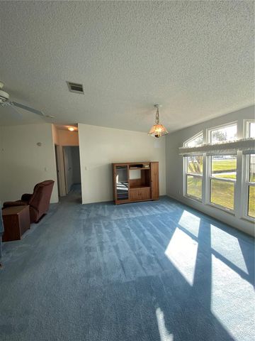 36722 STRAND DR, Zephyrhills, FL 33542