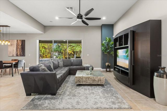 4904 LEGACY OAKS DRIVE, Orlando, FL 32839