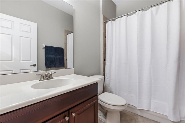 4904 LEGACY OAKS DRIVE, Orlando, FL 32839