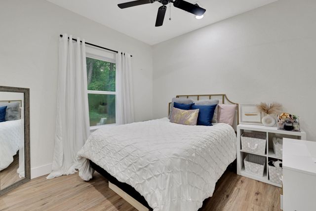 60 V Allen Lane, Coldspring, TX 77331