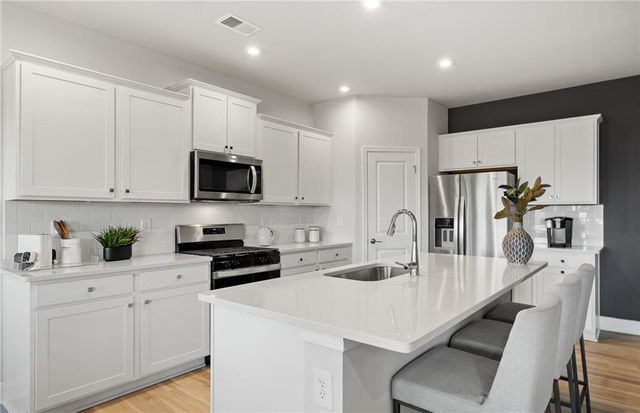 617 Vidalia Parkway, Mcdonough, GA 30252