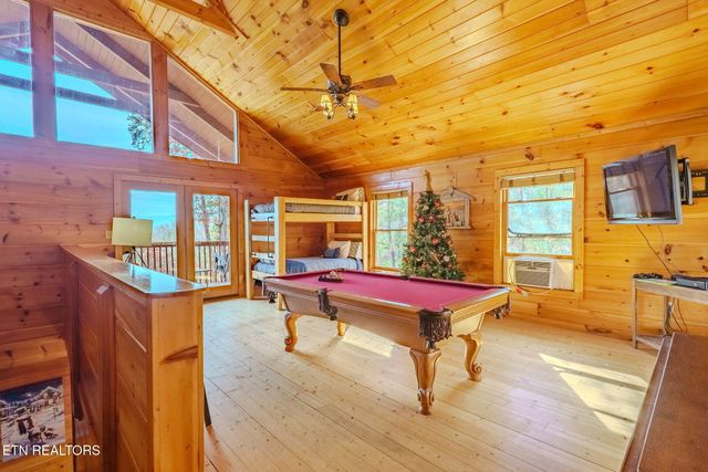 2109 Memory Way, Sevierville, TN 37876