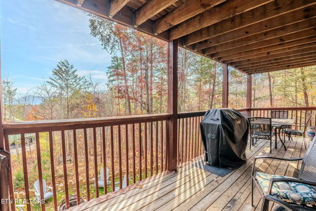 2109 Memory Way, Sevierville, TN 37876