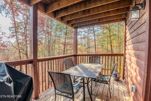 2109 Memory Way, Sevierville, TN 37876