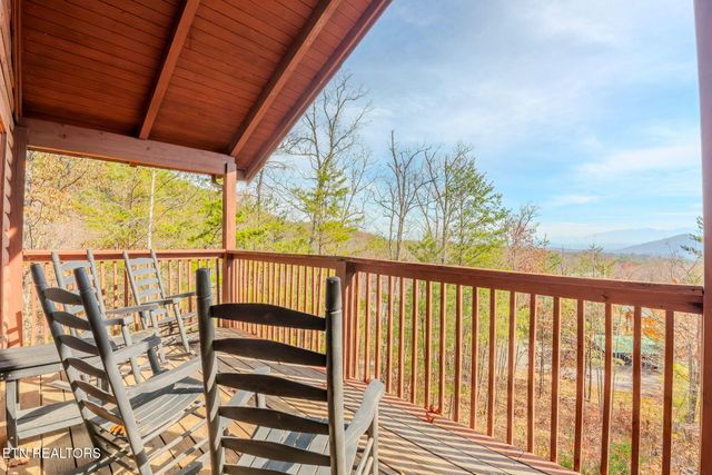 2109 Memory Way, Sevierville, TN 37876